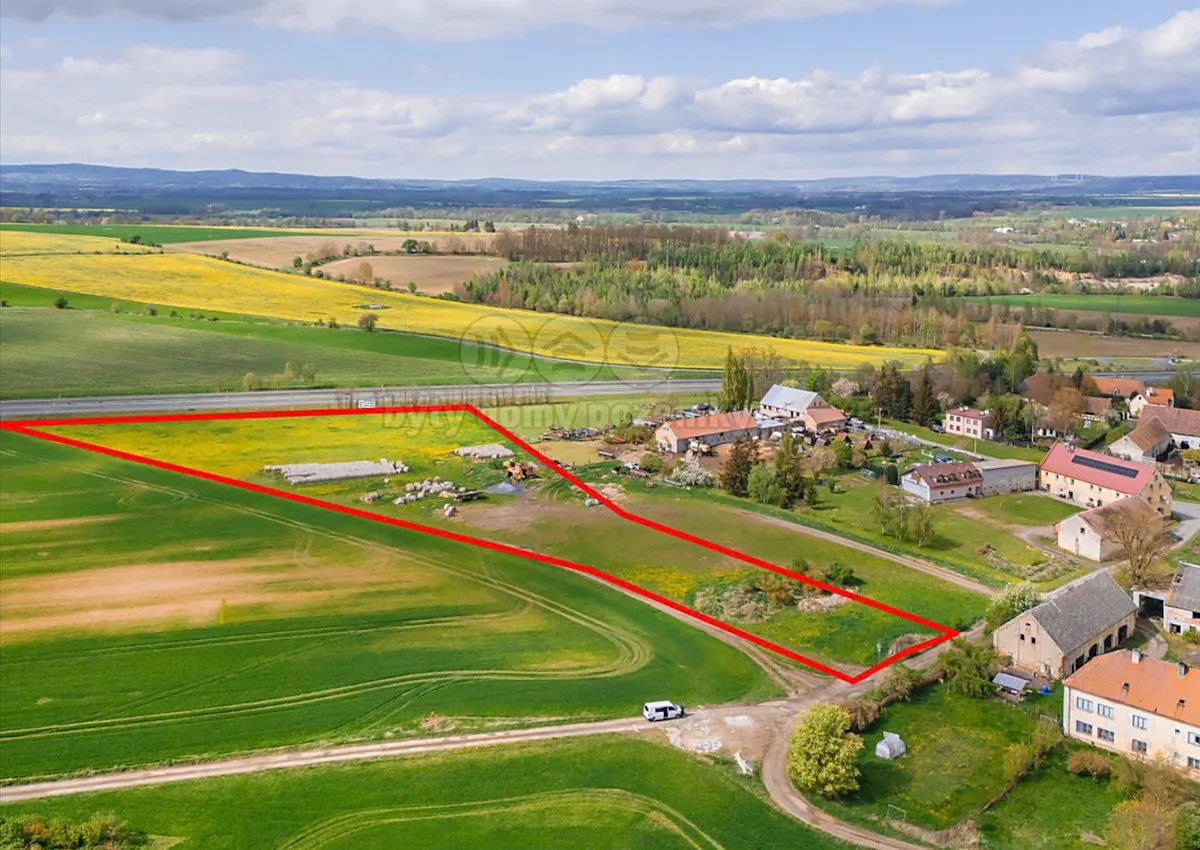 Prodej stavebního pozemku 14067 m²